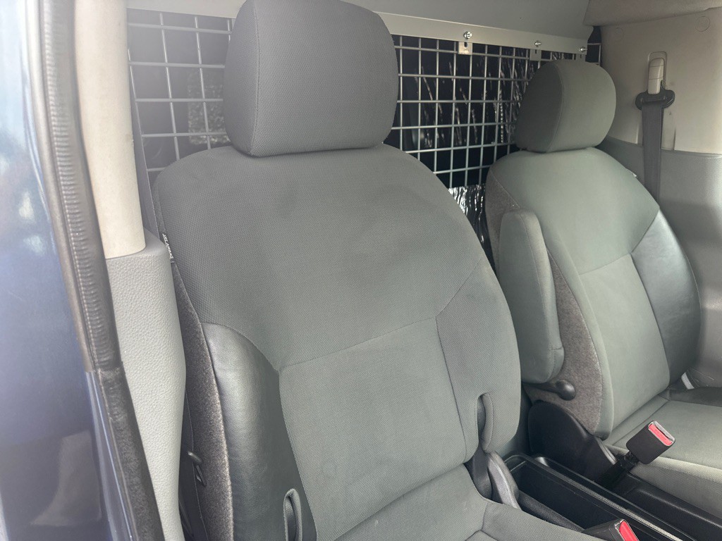 2015 Chevrolet Express Image 9