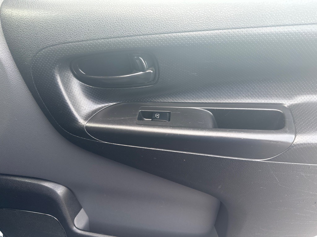 2015 Chevrolet Express Image 12