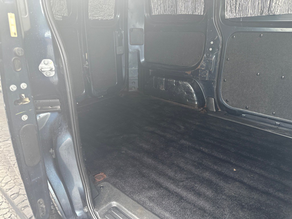 2015 Chevrolet Express Image 14