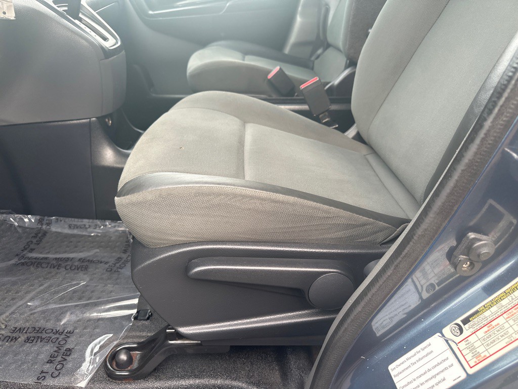 2015 Chevrolet Express Image 19