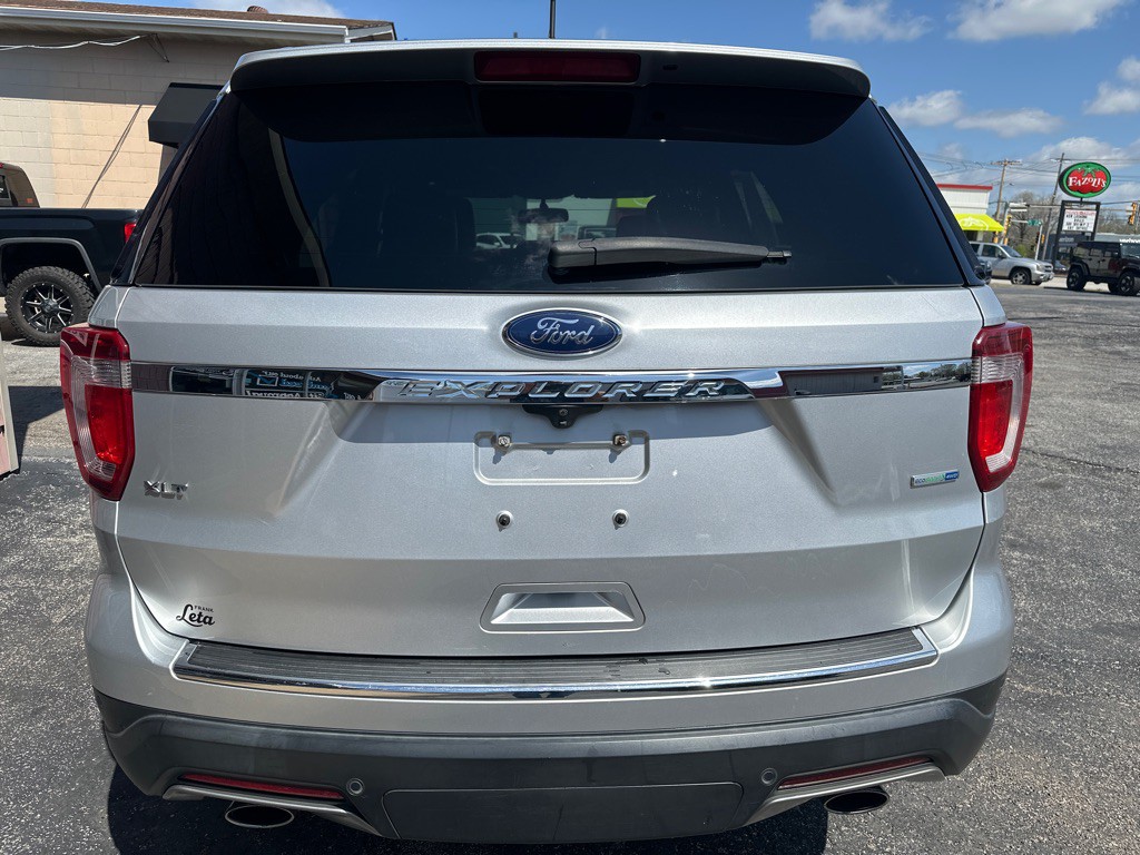 2018 Ford Explorer Image 4