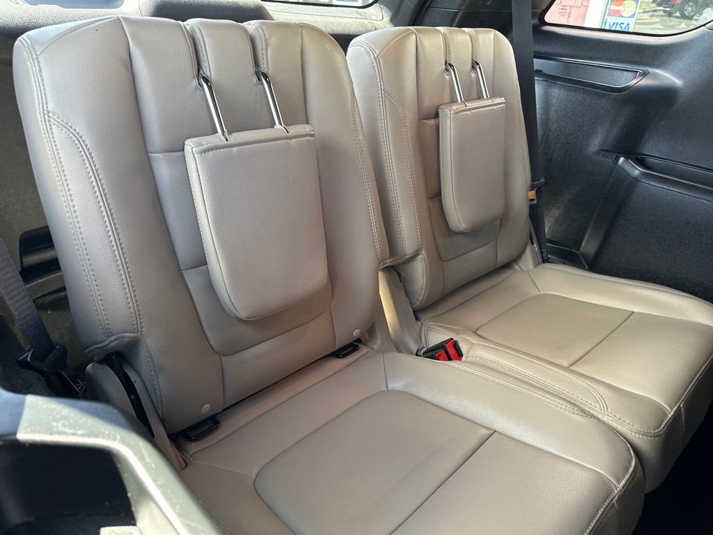 2018 Ford Explorer Image 15