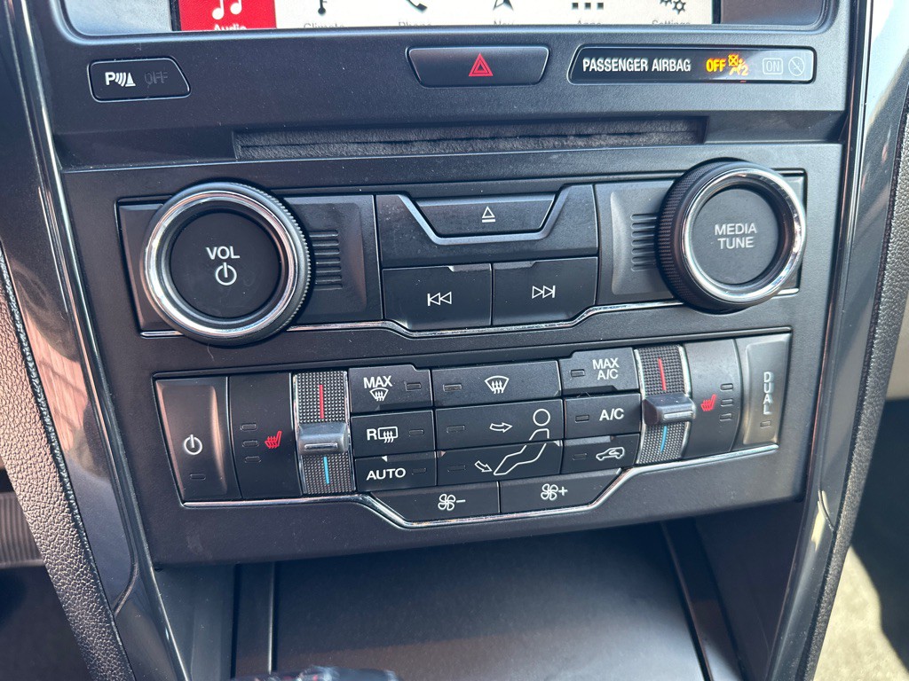 2018 Ford Explorer Image 22
