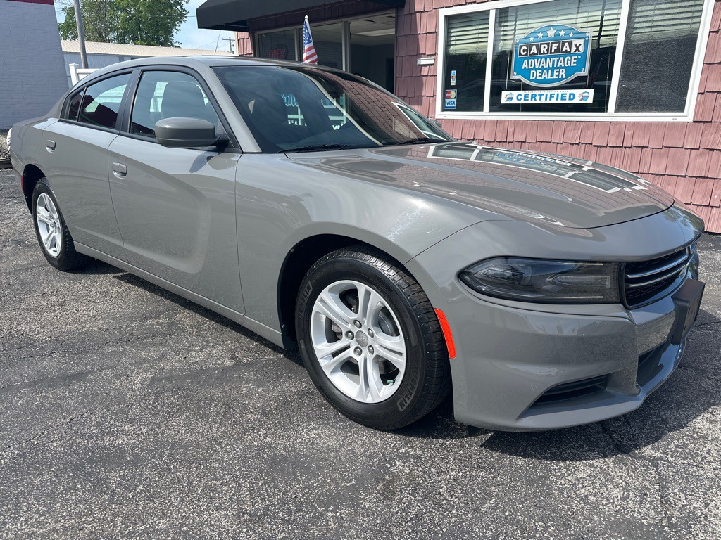 2017 Dodge Charger Image 2