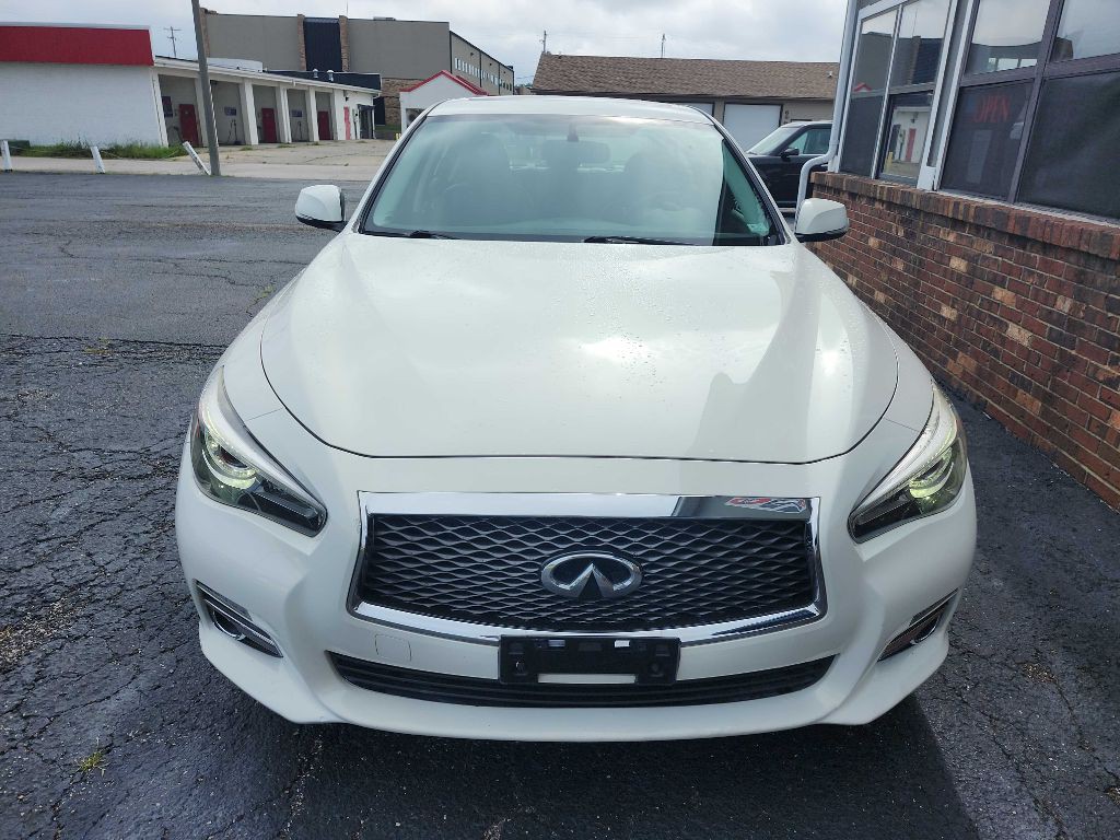 2015 INFINITI Q50 Image 4
