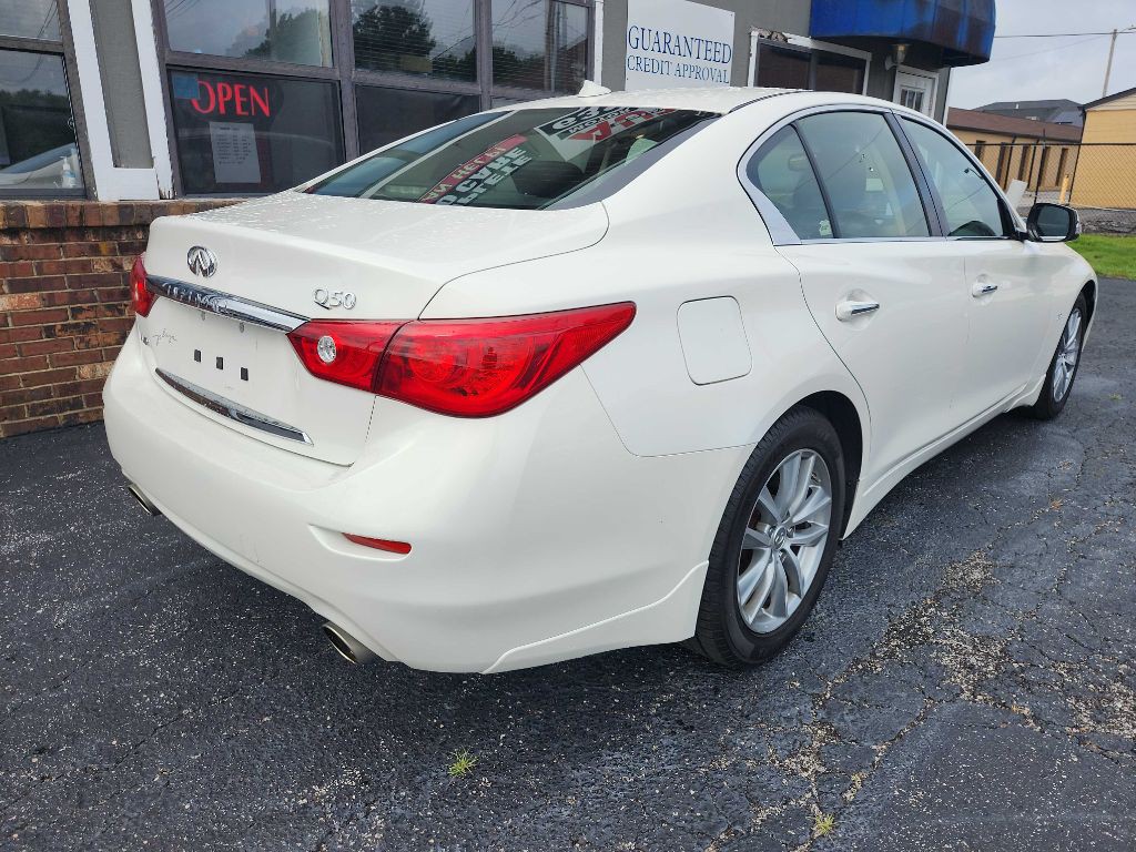 2015 INFINITI Q50 Image 6