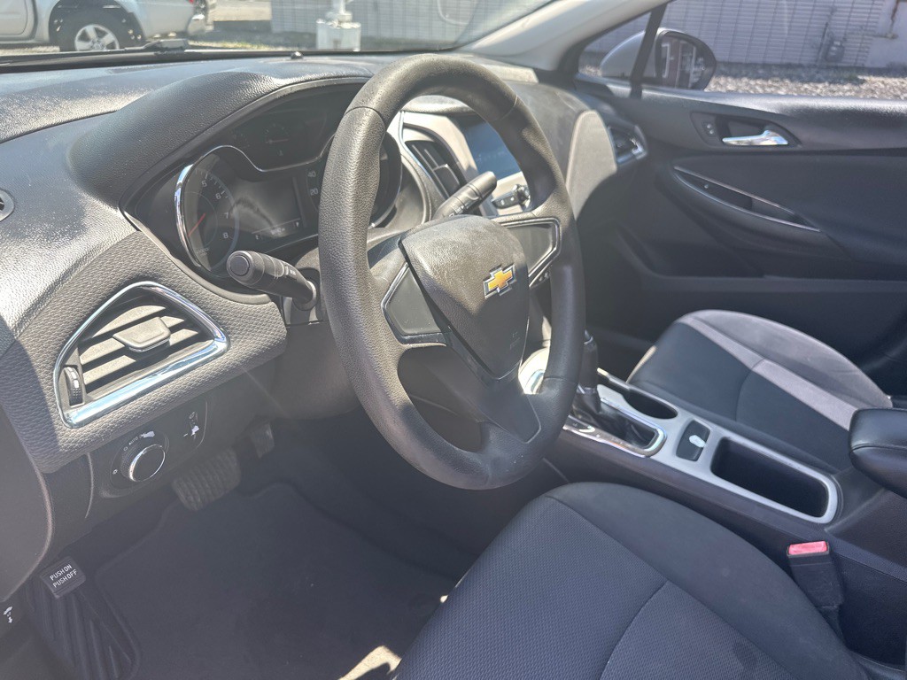 2017 Chevrolet Cruze Image 22