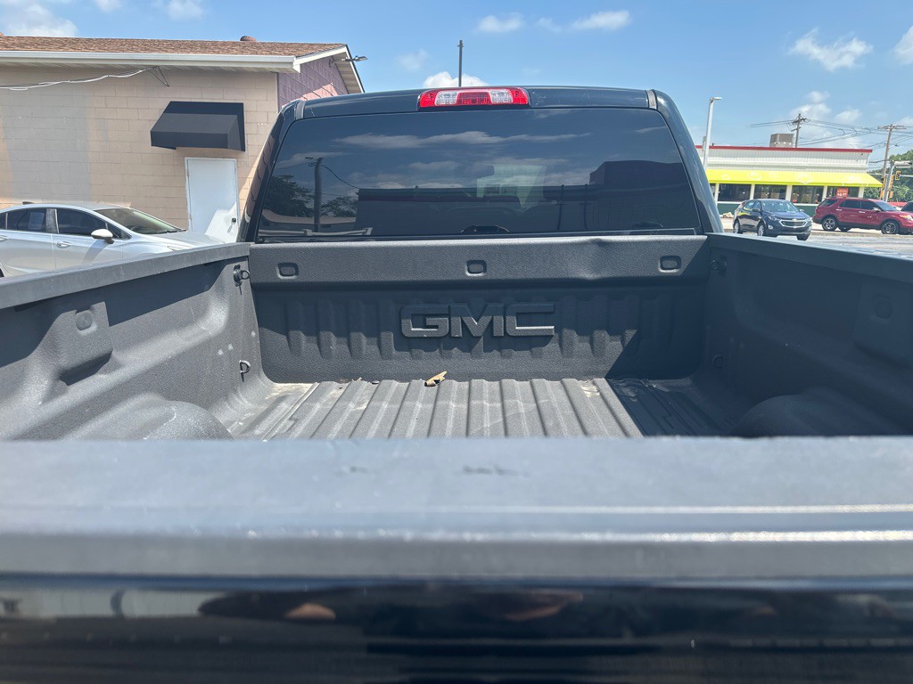 2017 GMC Sierra Image 12