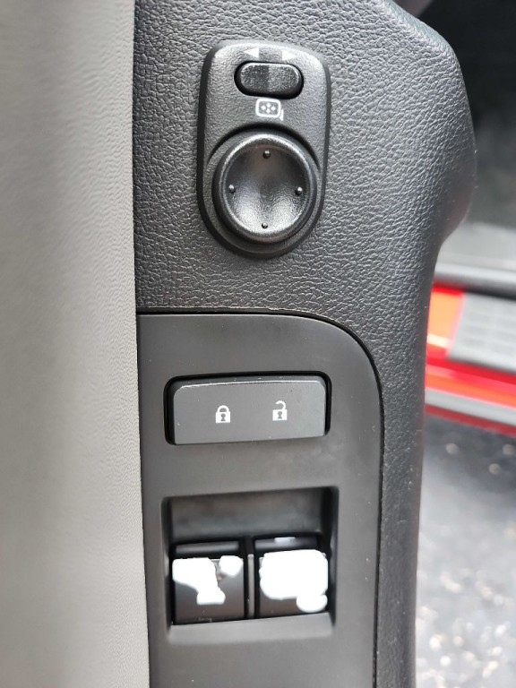 2013 Chevrolet Camaro Image 12