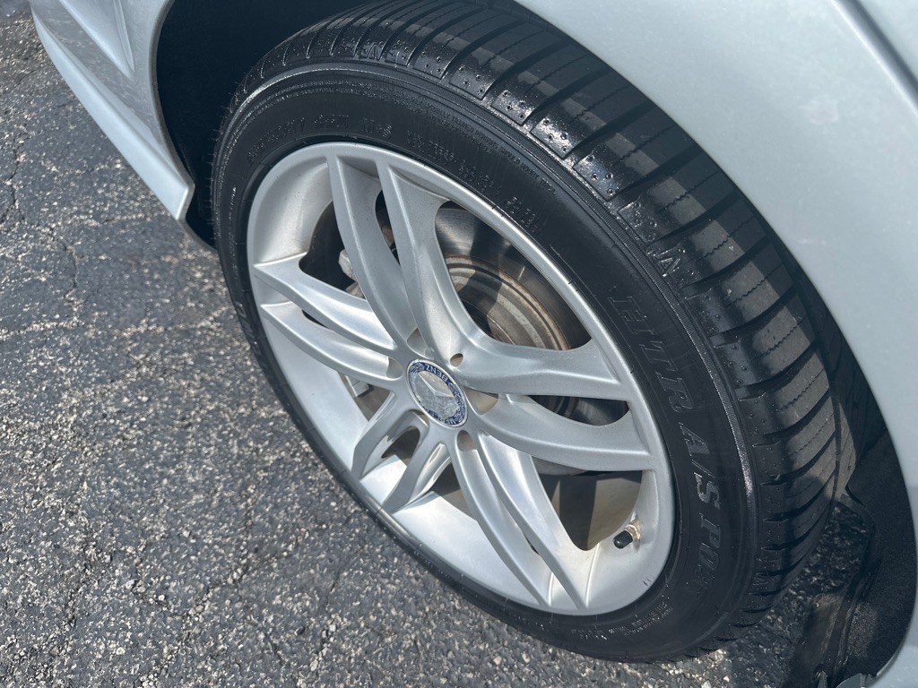 2014 Mercedes-Benz C-Class Image 6