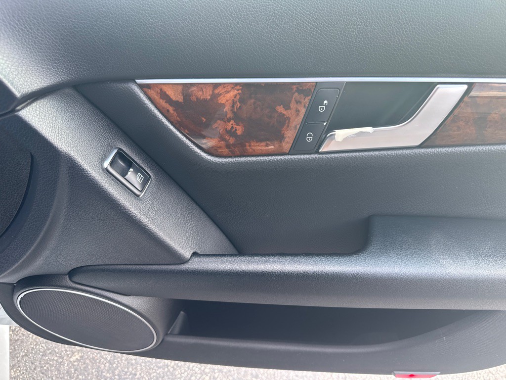 2014 Mercedes-Benz C-Class Image 10