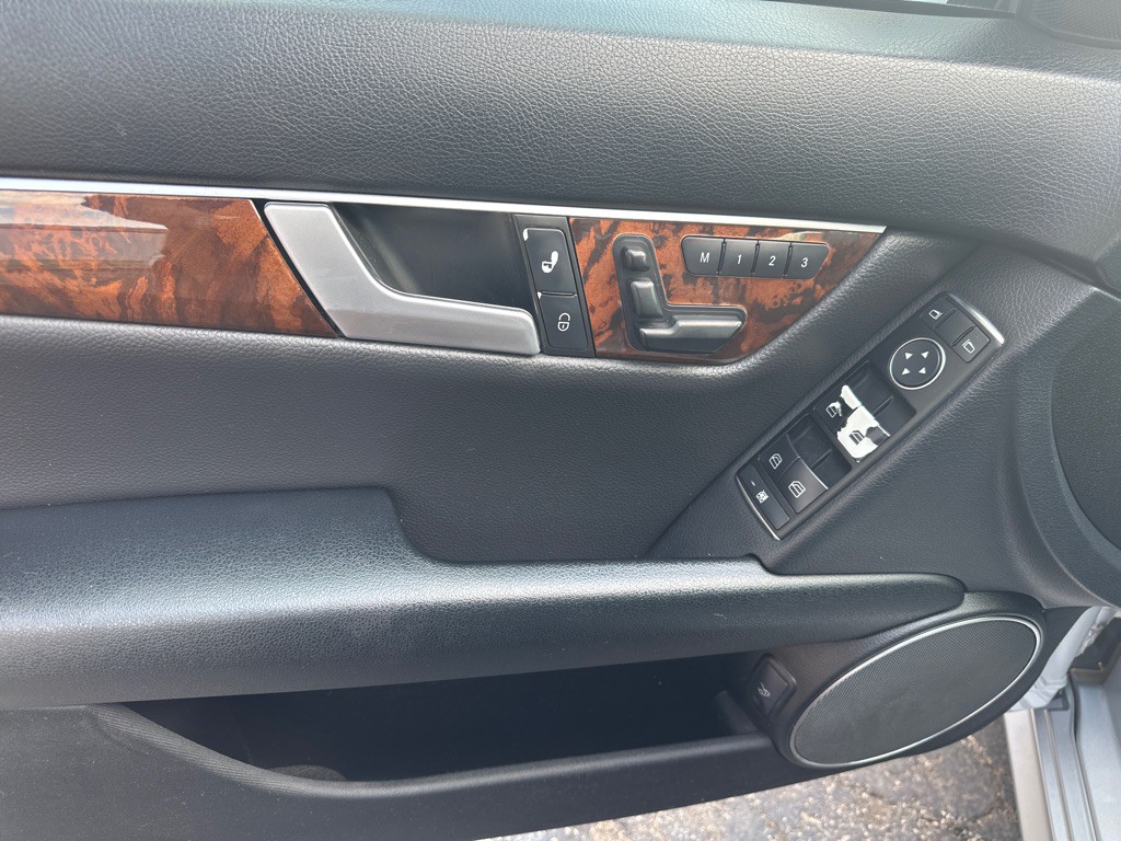 2014 Mercedes-Benz C-Class Image 17