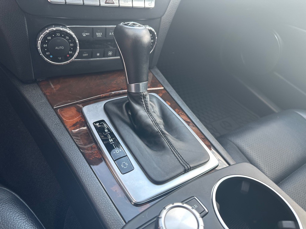 2014 Mercedes-Benz C-Class Image 20