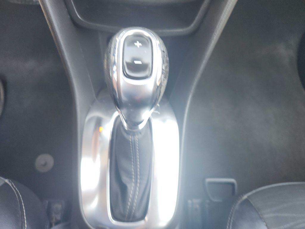 2016 Buick Enclave Image 23