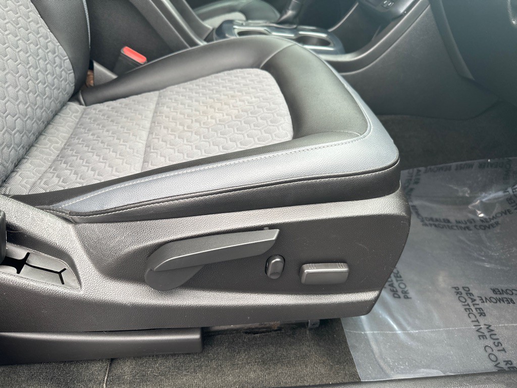 2017 Chevrolet Colorado Image 12