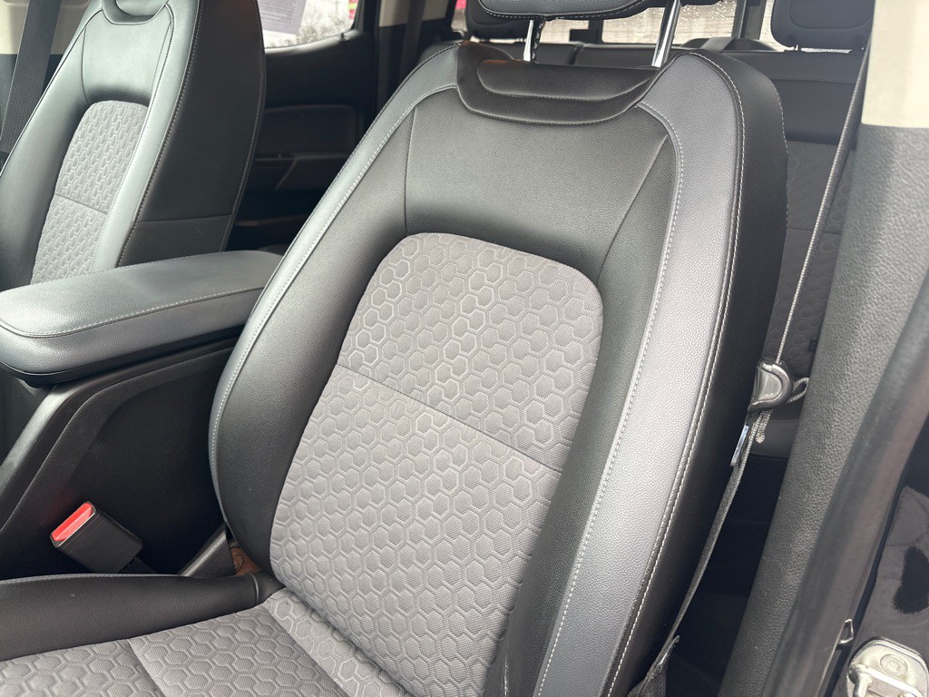 2017 Chevrolet Colorado Image 20