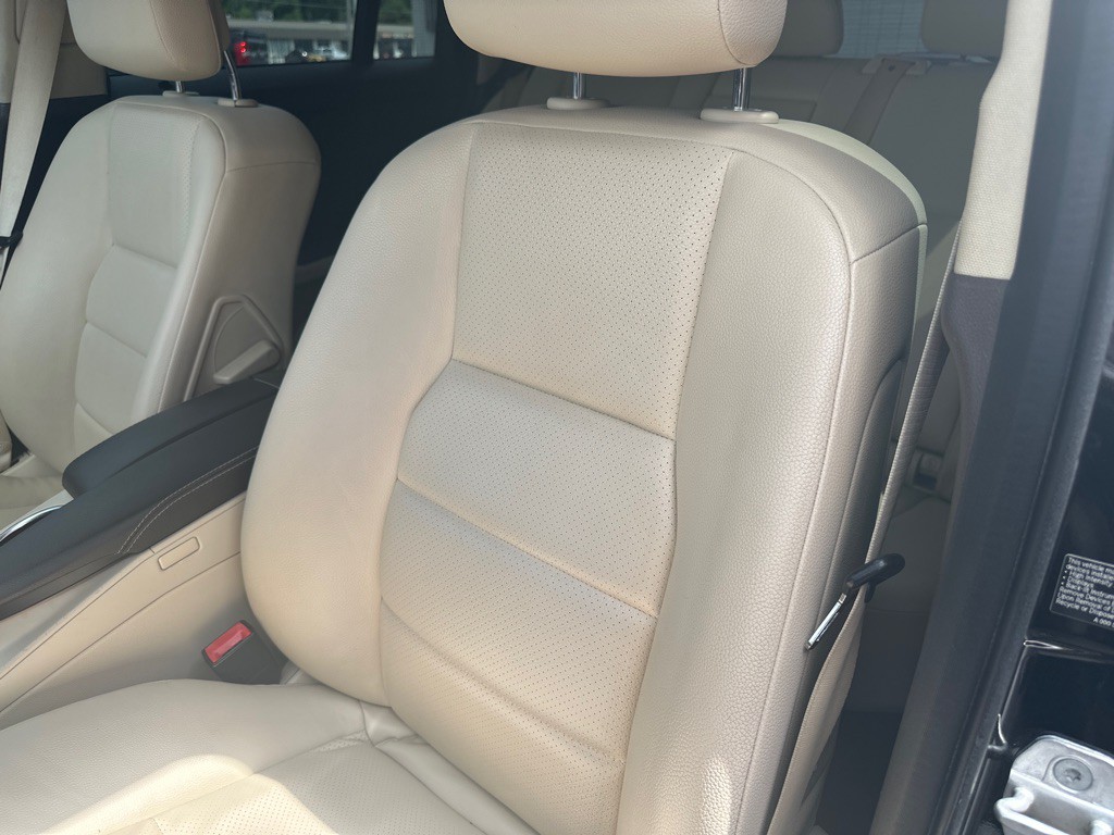 2013 Mercedes-Benz GLK-Class Image 19