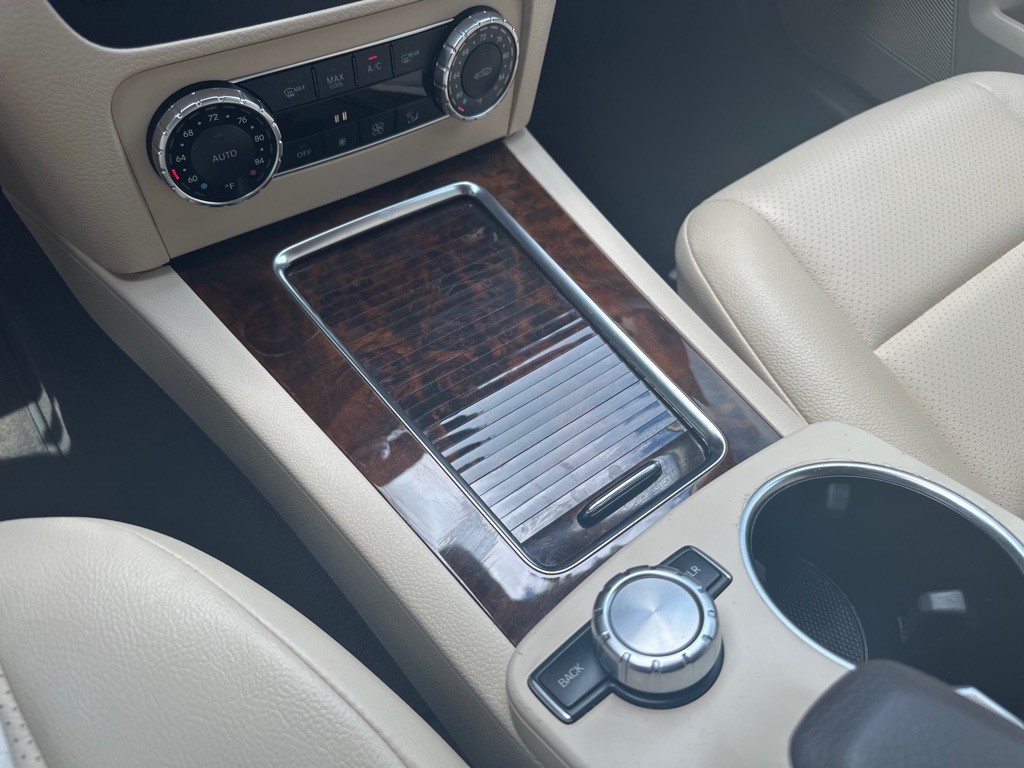 2013 Mercedes-Benz GLK-Class Image 21