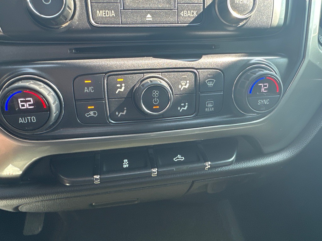 2017 Chevrolet Silverado 1500 Image 19