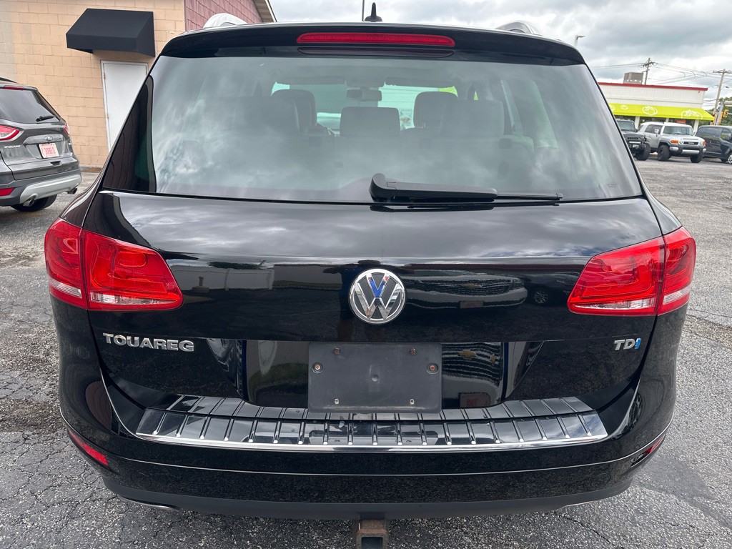 2013 Volkswagen Touareg Image 4