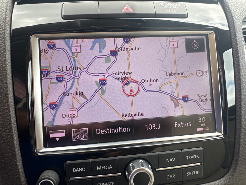 2013 Volkswagen Touareg Image 23