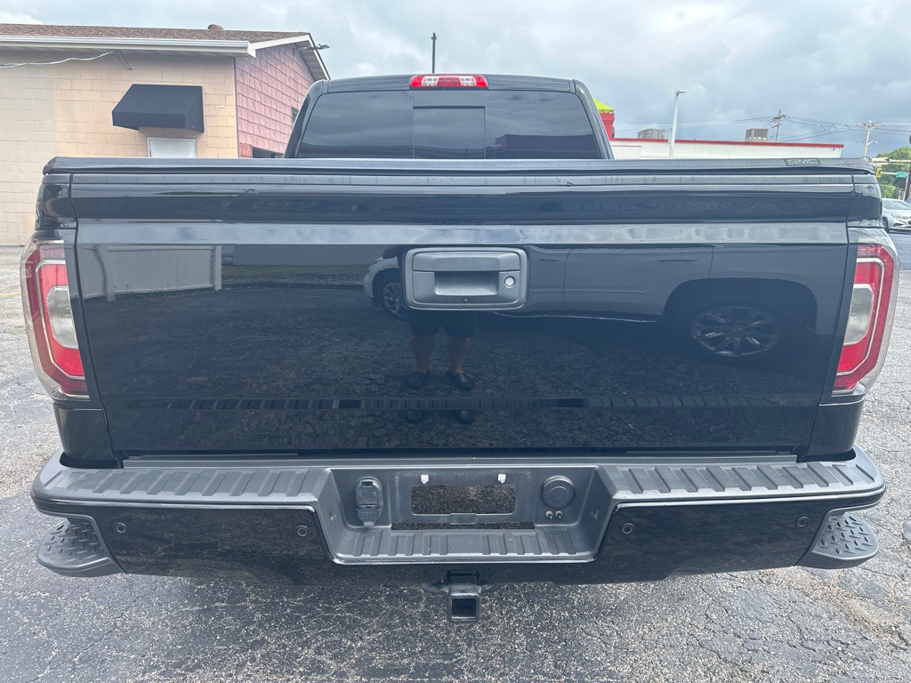 2017 GMC Sierra Image 4