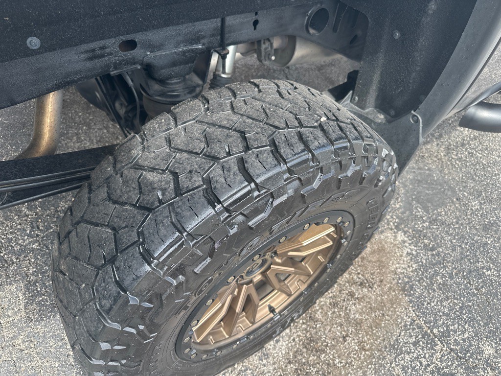 2017 GMC Sierra Image 6