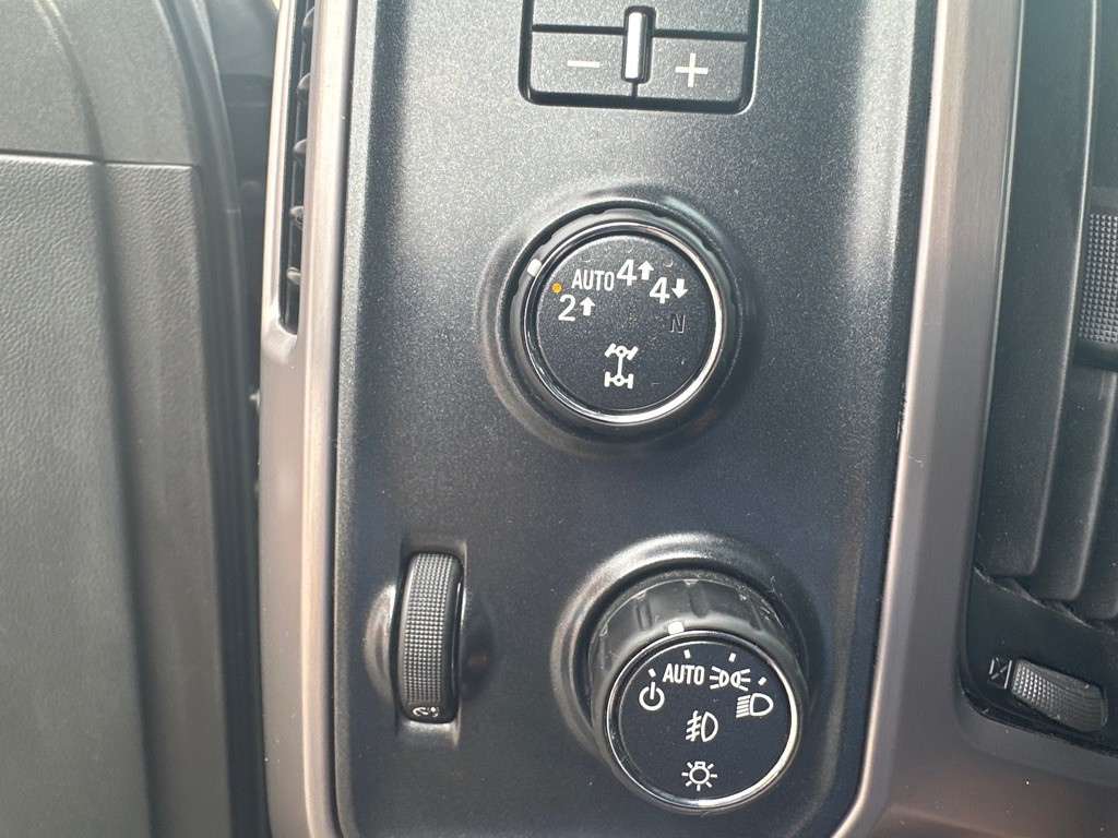 2017 GMC Sierra Image 23