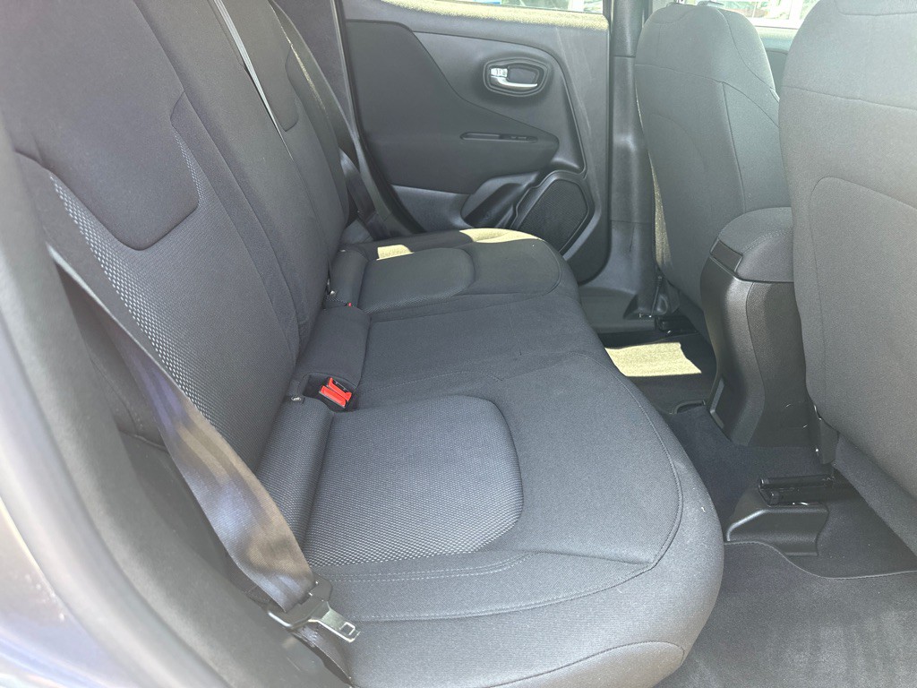 2021 Jeep Renegade Image 13