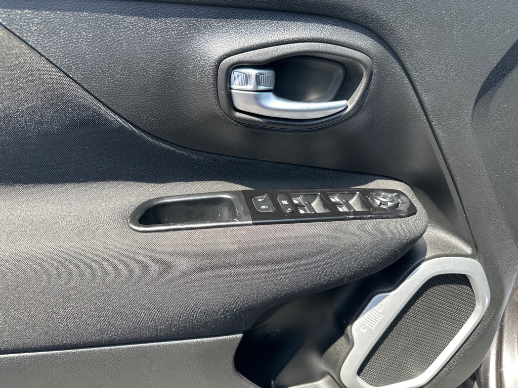 2021 Jeep Renegade Image 18