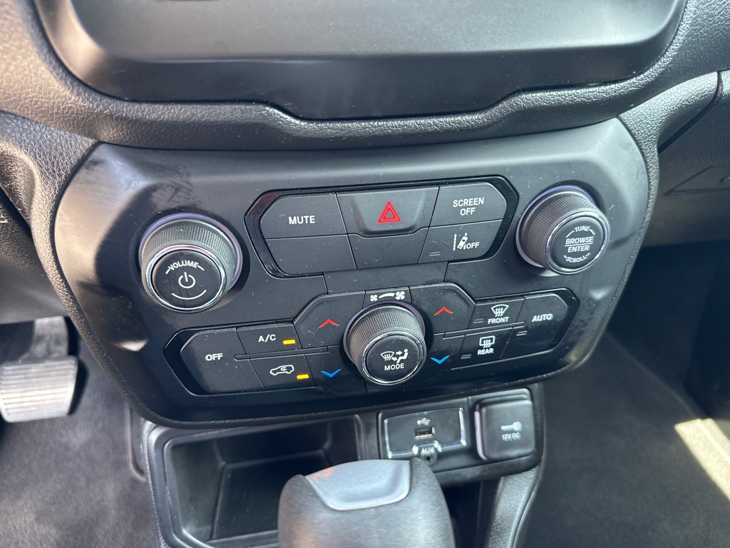 2021 Jeep Renegade Image 22