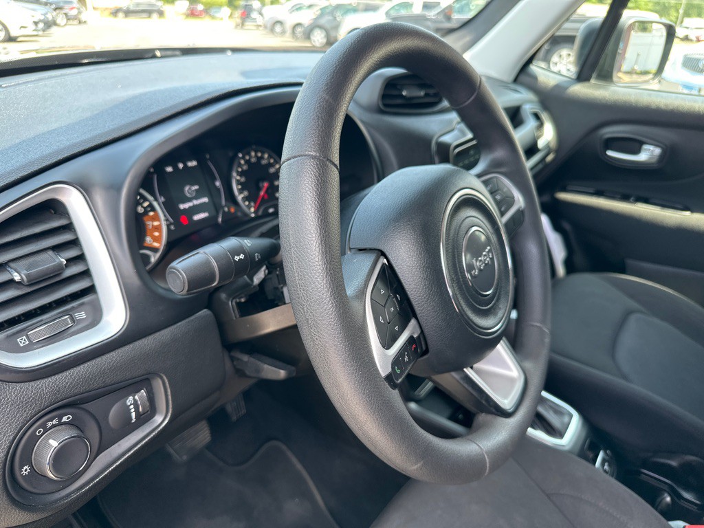 2021 Jeep Renegade Image 25