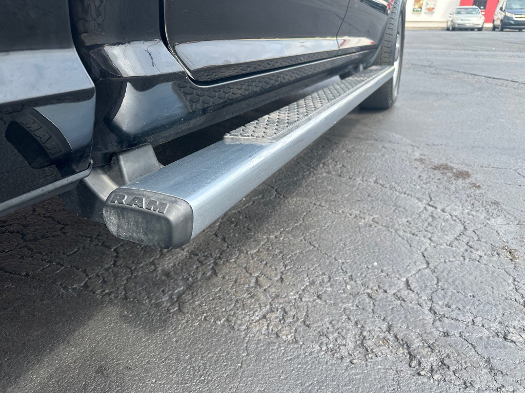 2014 RAM 1500 Image 7