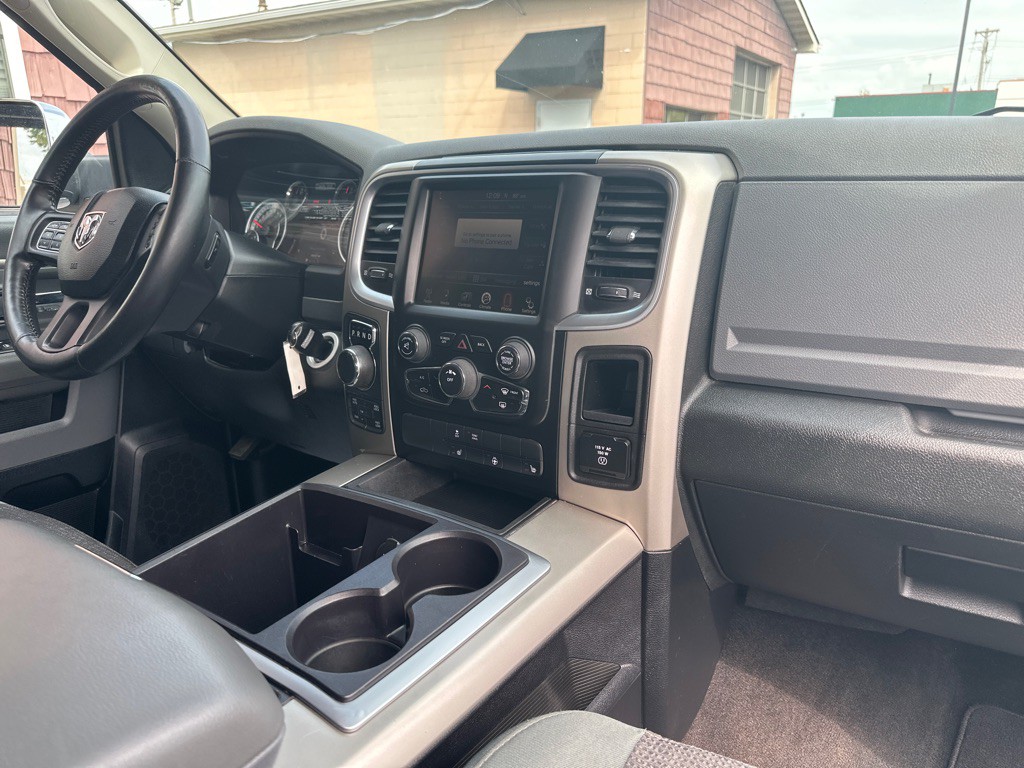 2014 RAM 1500 Image 12