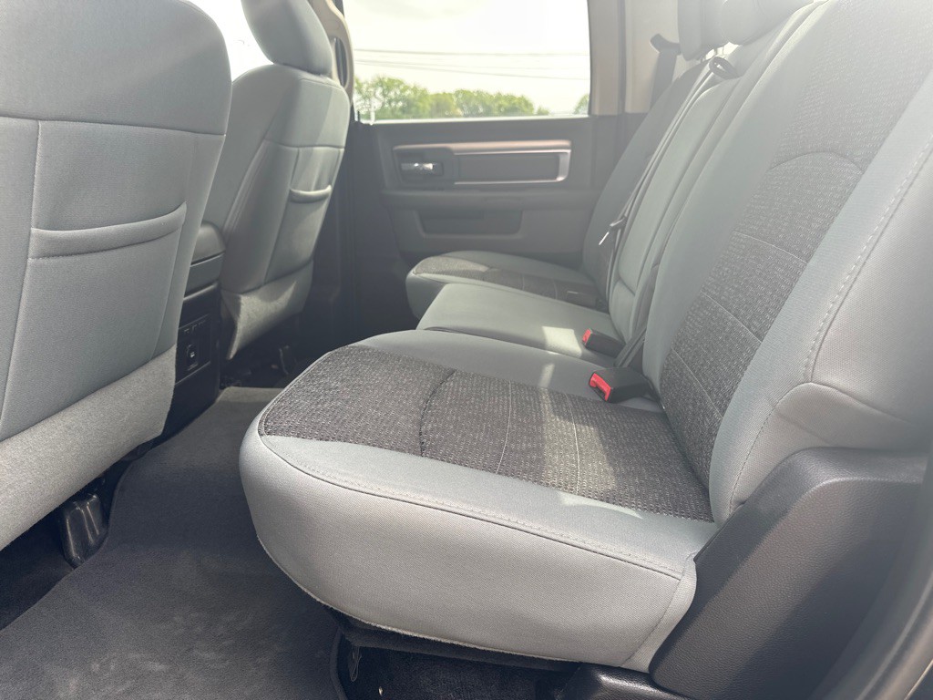 2014 RAM 1500 Image 18