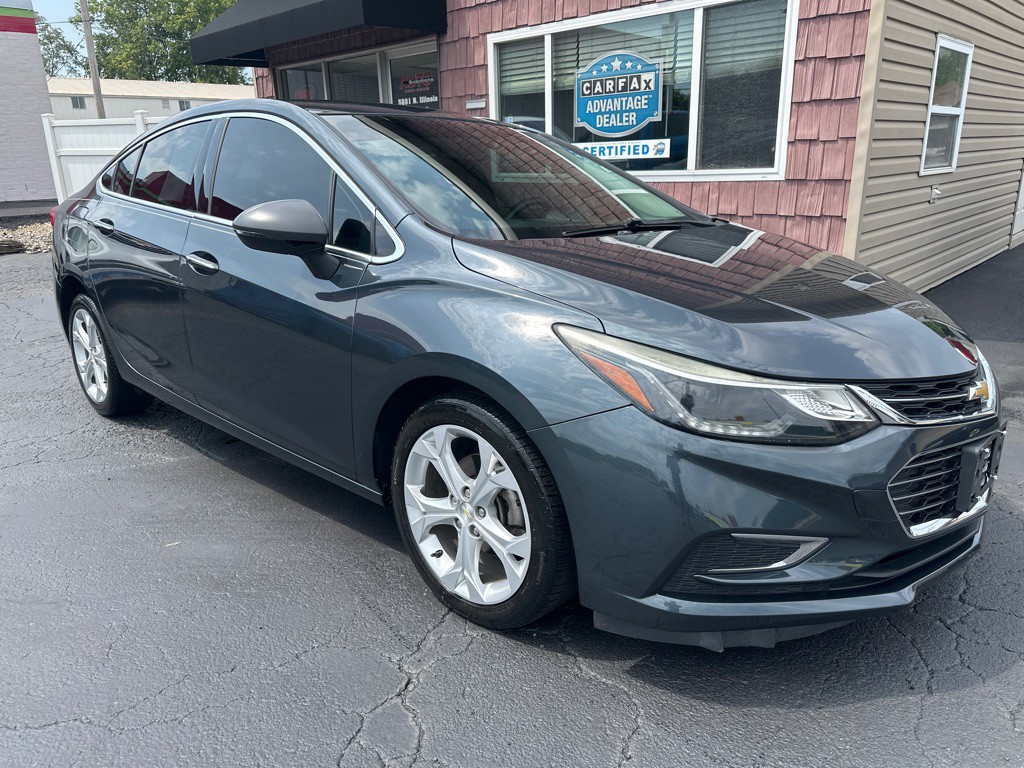2017 Chevrolet Cruze Image 1