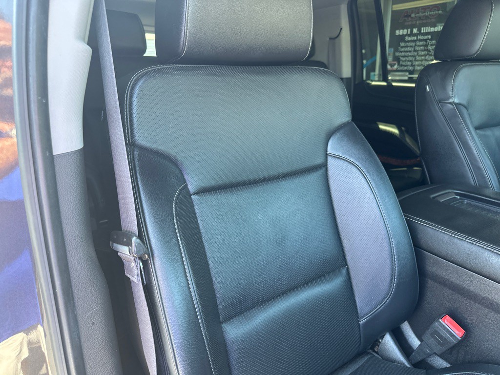 2015 Chevrolet Suburban Image 9
