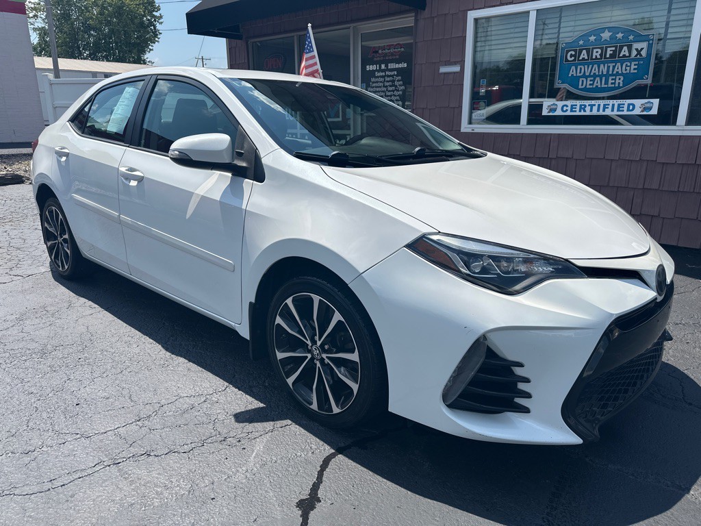 2017 Toyota Corolla Image 1