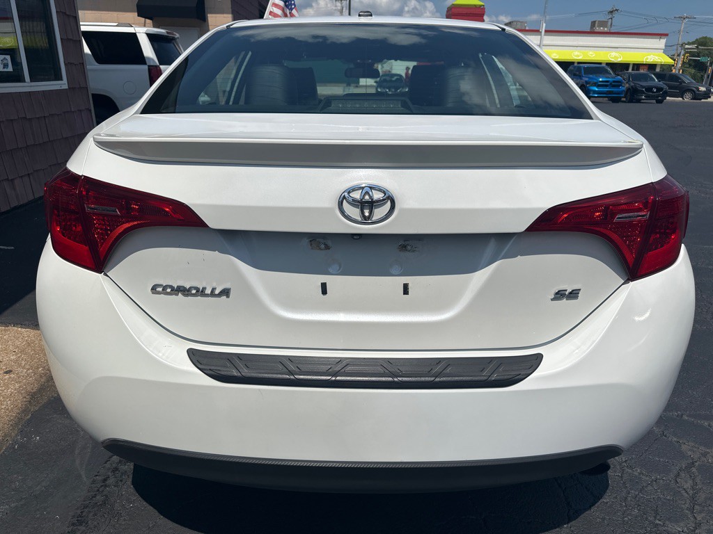 2017 Toyota Corolla Image 4