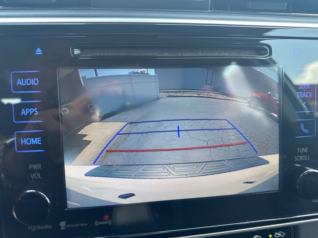 2017 Toyota Corolla Image 21