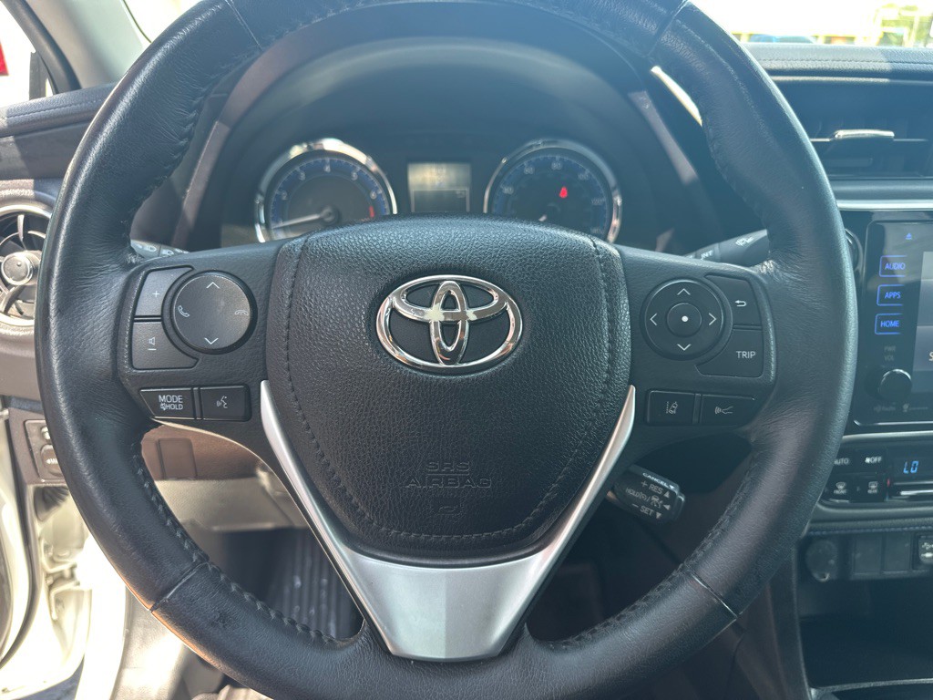 2017 Toyota Corolla Image 22