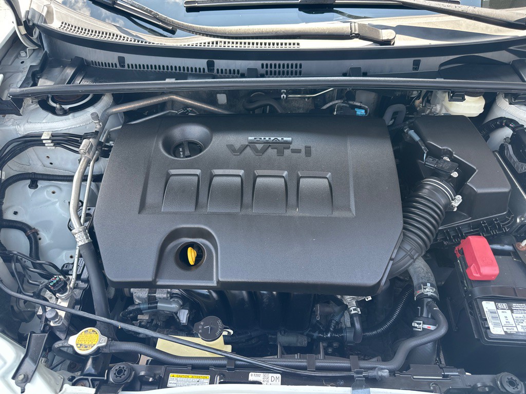 2017 Toyota Corolla Image 24