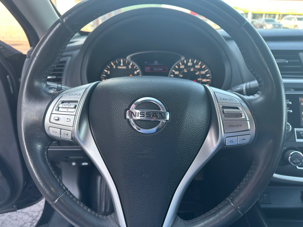 2017 Nissan Altima Image 22