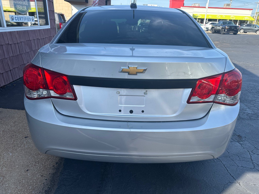 2016 Chevrolet Cruze Image 4