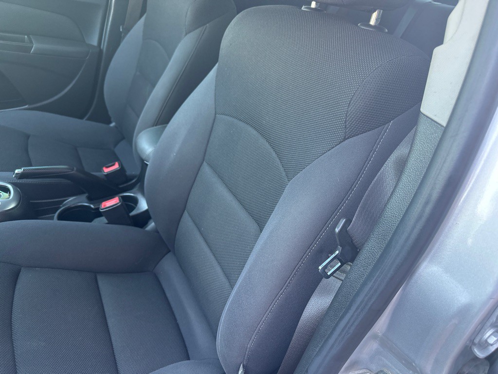 2016 Chevrolet Cruze Image 18