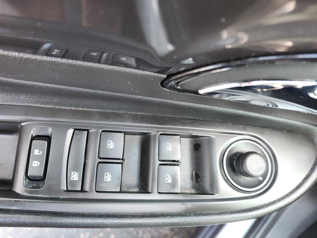2019 Buick Enclave Image 16