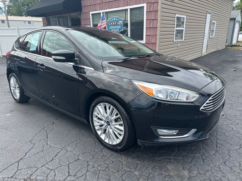 2015 Ford Focus Image 1
