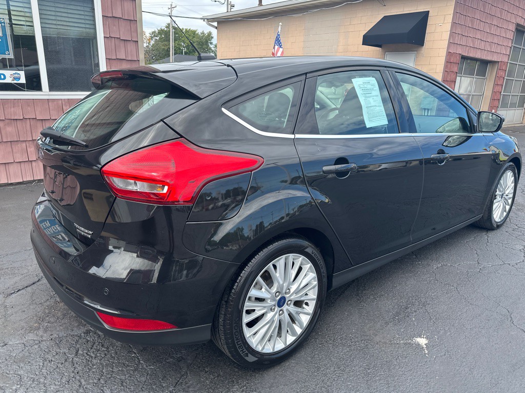 2015 Ford Focus Image 5