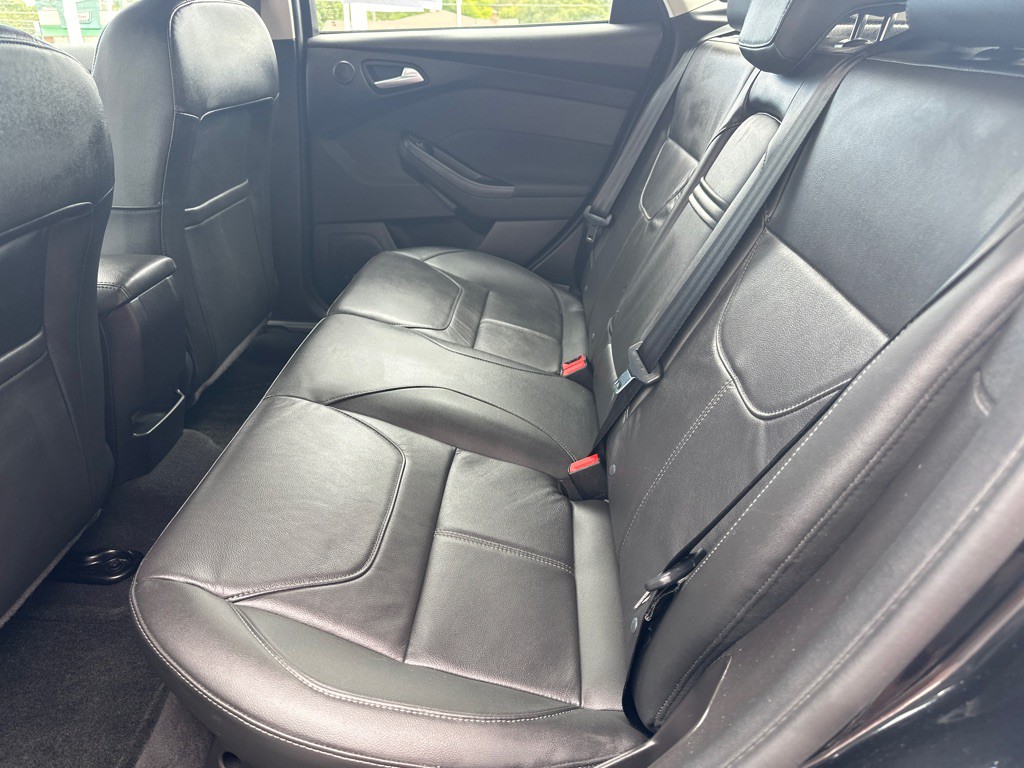 2015 Ford Focus Image 19
