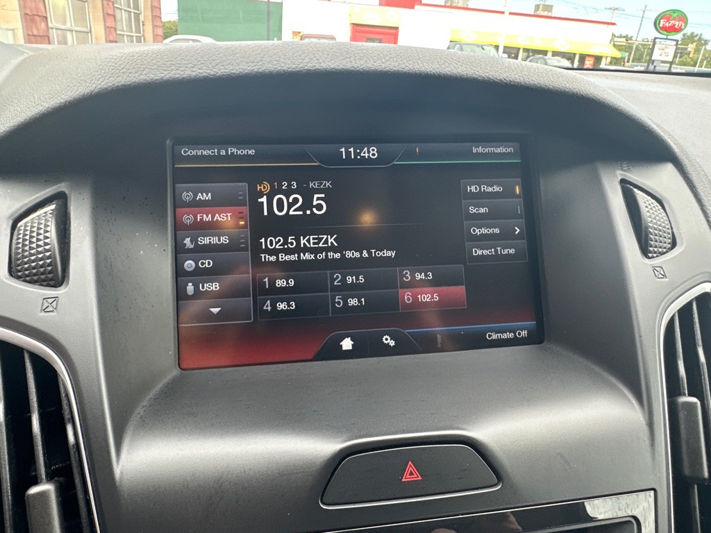 2015 Ford Focus Image 25